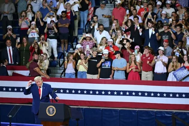 Silent Mimic Steals the Spotlight at Trump Rally in Marietta, Ga.