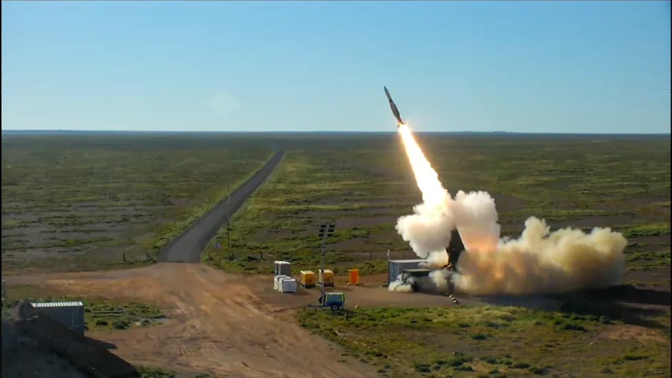 Australia Tests Hybrid 'Frankenstein' Air-Defence Prototype, Fires SM-2 During Woomera Trial