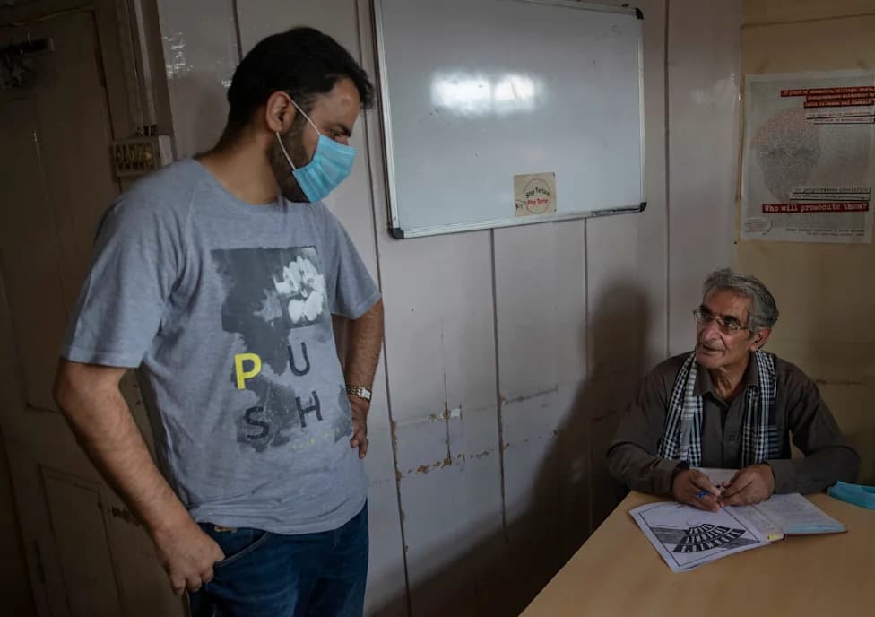 Kashmiri Rights Activist Khurram Parvez and Journalist Irfan Mehraj Freed On Bail Under Tight Restrictions