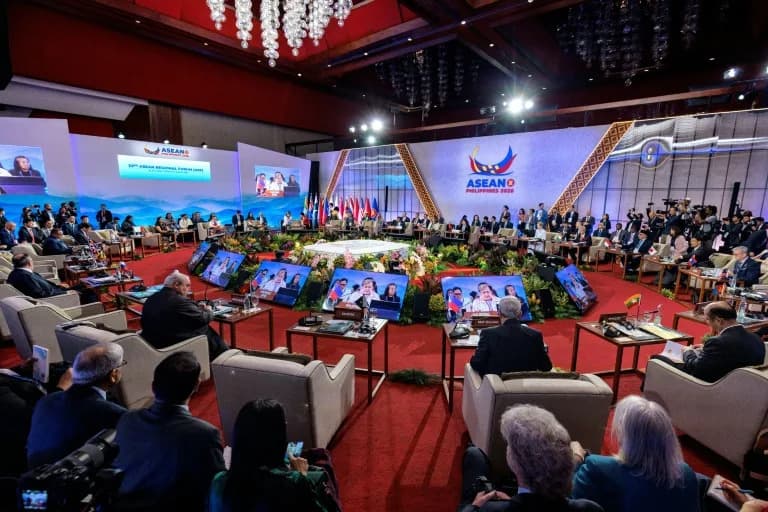 ASEAN Demands Open Straits as US‑Iran War Deepens Regional Energy Strain