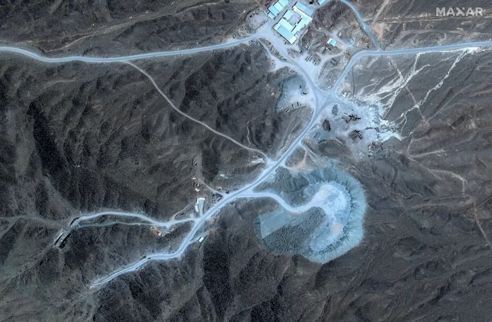 How Ancient Geology Could Shield Iran’s Underground Centrifuges at Pickaxe Mountain