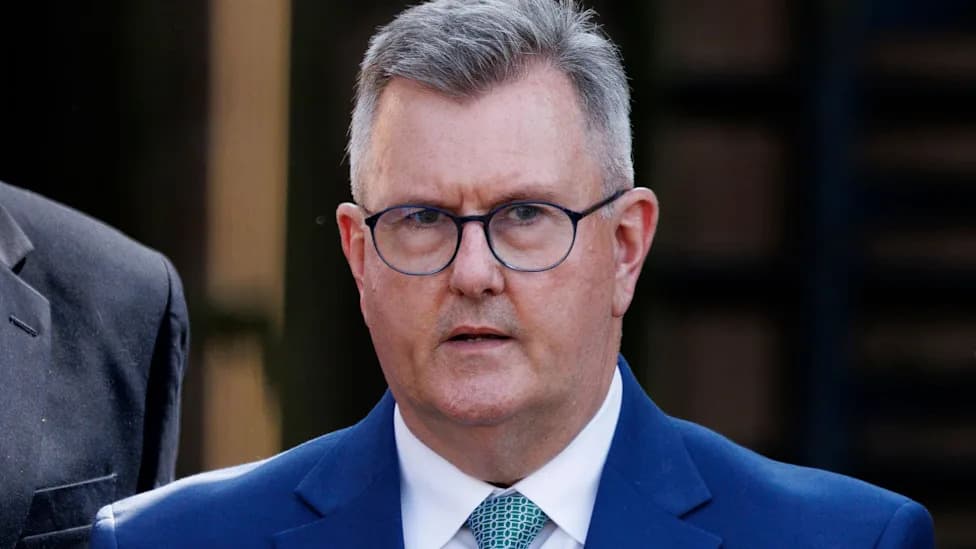 King Charles III Cancels Jeffrey Donaldson’s Knighthood After Conviction