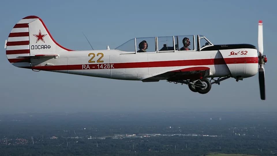 Russia Repurposes Yak-52 Trainers and An-2 Biplanes to Launch FPV Interceptor Drones
