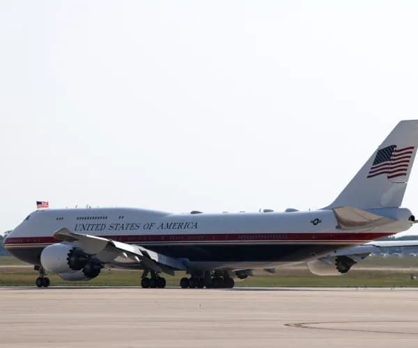 Secret Service Ordered Air Force One Swap After Credible Iranian Threat, Report Says