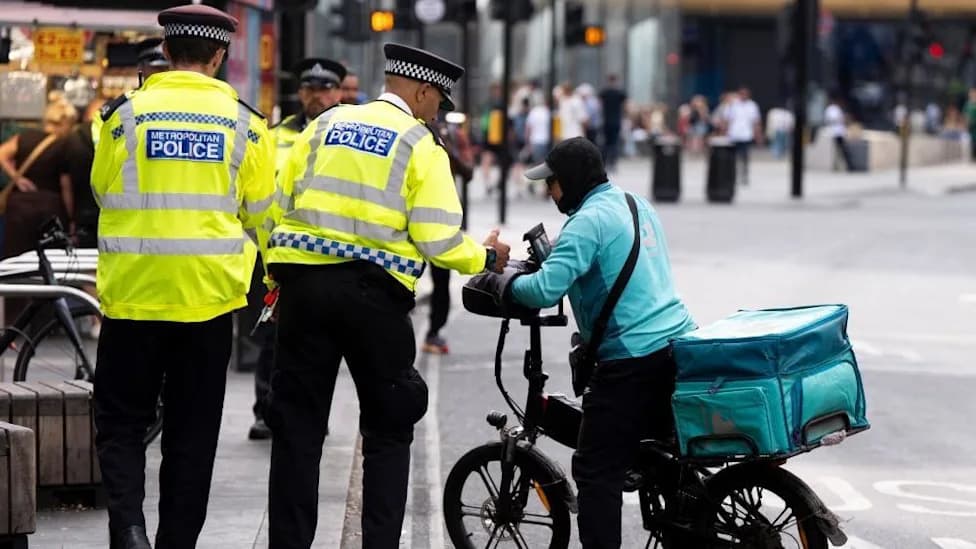 Metropolitan Police Seize Record 2,500+ Illegal E-Bikes and E-Scooters in 2026