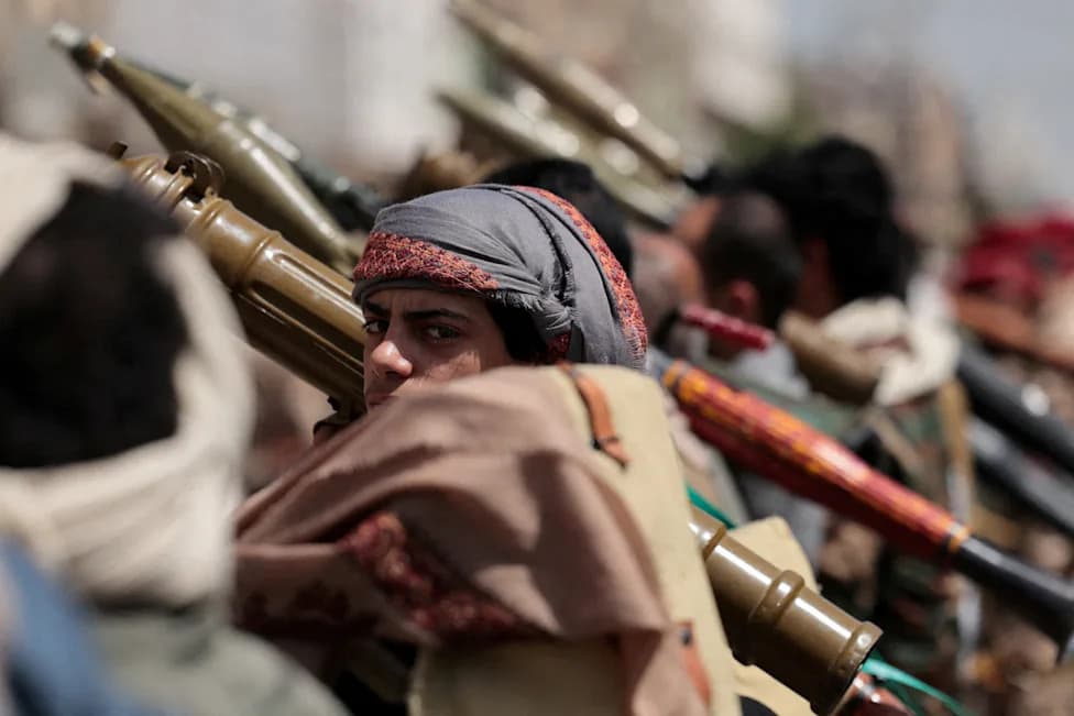 Red Sea Escalation: Houthis Strike Saudi Aramco Sites as US–Iran Tensions Spread