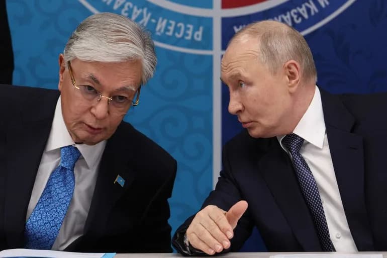 Drones Disrupt Kazakhstan Oil Exports as Tokayev Urges 'Freeze' on Russia‑Ukraine War