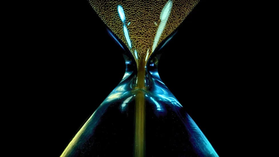 Physicists Watch a Spacetime Crystal Melt — Time and Space Lose Order Separately