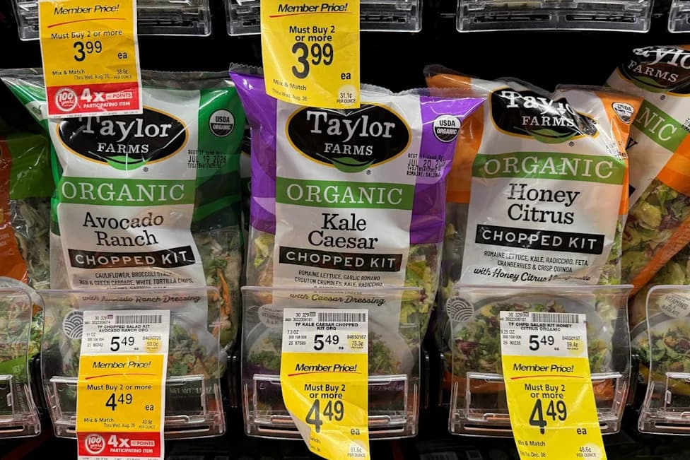 Ex‑FDA Chief: It Was 'Unusual' For Taylor Farms To Ask White House To Delay Lettuce Recall