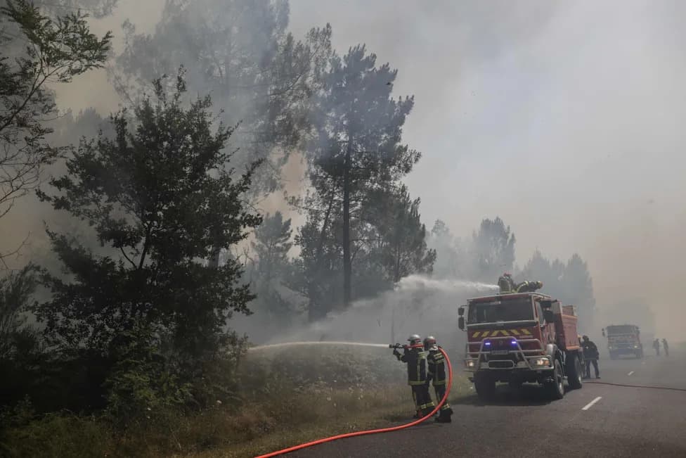 Forest Fires Bring Bordeaux Tourist Season To A Standstill