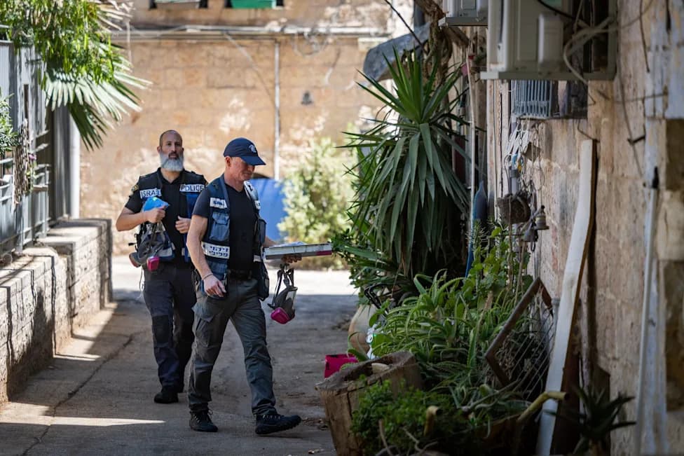 Israel Prison Service Officer Arrested Over Alleged Aid To Fugitive In Jerusalem Murder Probe