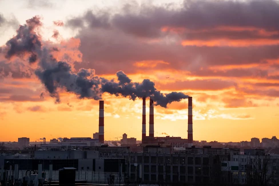 Trump Delays EPA Toxics Monitoring for Two Kentucky Chemical Plants, Raising Health Concerns