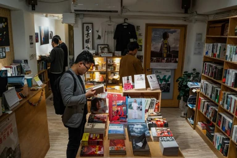 Independent Hong Kong Bookshops Close After National Security Raids