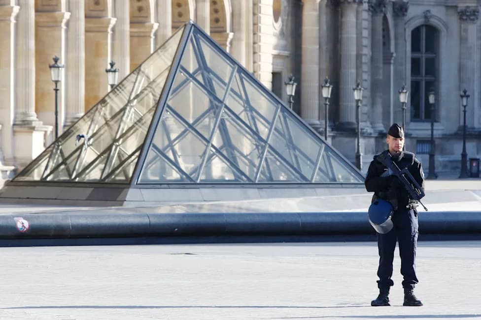 France Bolsters Museum Security After Daylight Theft of Iconic 2,500‑Year‑Old Vix Torque