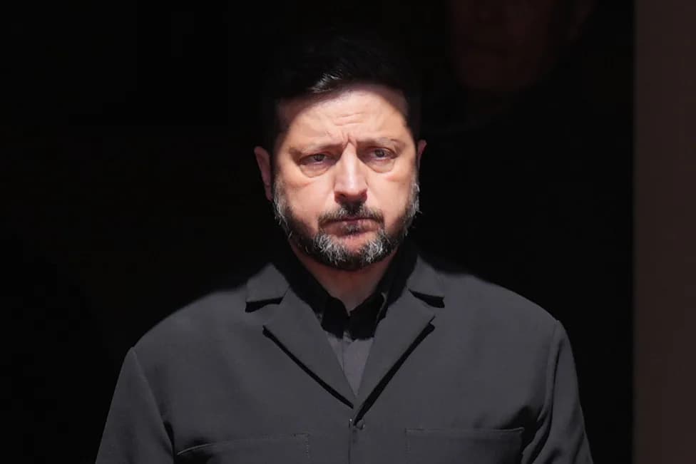 Zelensky Warns Of Imminent Major Russian Airstrike On Wednesday Night, Urges Allies For Patriot Defences