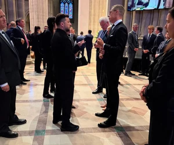 Graham’s Funeral Draws Bipartisan Mourners and Global Leaders at Washington National Cathedral