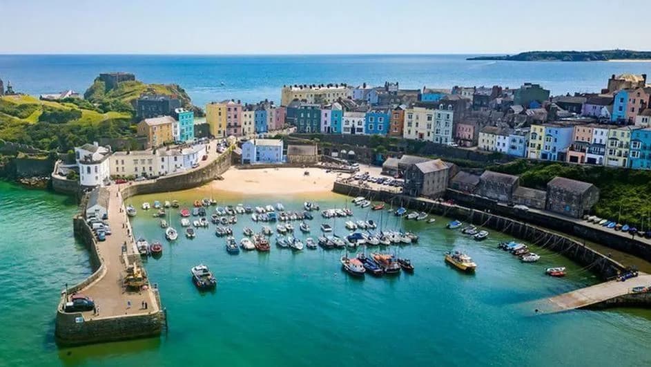 Wales To Revisit Controversial 182‑Day Holiday‑Let Rule After Owner Backlash