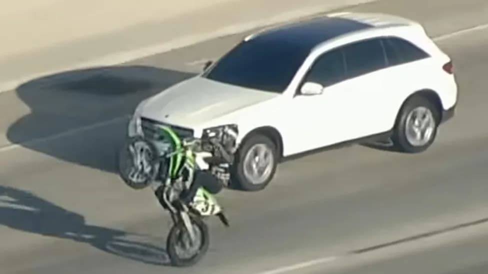 Stolen Mercedes SUV Flees LAPD, Faces Wheelie-Threatening Dirt Bikers on 110 Freeway Ramp