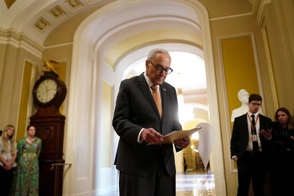 Democrats Share Poll Showing Strong Anti‑Crypto Sentiment Ahead Of Key Senate Vote