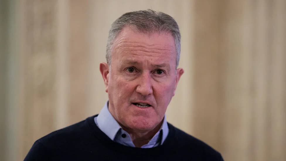 Sinn Féin Warns ‘Wheels Are Coming Off’ Stormont as Funding and Cooperation Tensions Rise
