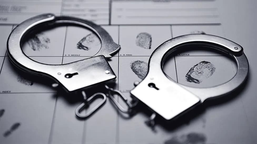 Four Adams County Jail Officers Charged After Inmate Found Unresponsive in Soiled Holding Cell