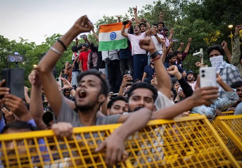 Modi Offers Forgiveness to Student Protesters After Exam Leak Forces Retests