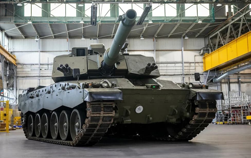 Former Army Chief Warns 3rd (UK) Division Faces 'Woeful' Shortfalls In Tanks And Armoured Vehicles