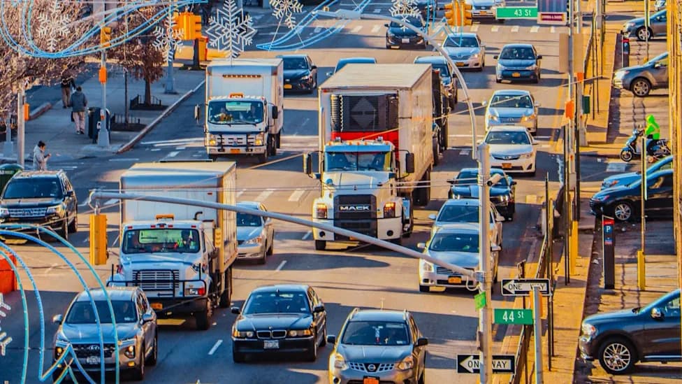 NYC Proposal Would Raise Truck and Bus Idling Fines Up to $6,000