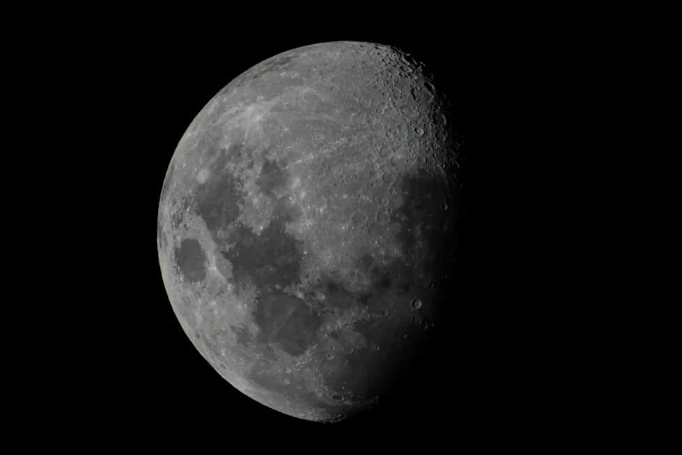 Falcon 9 Upper Stage Headed For Moon — Telescope Observers May Spot Impact Plume