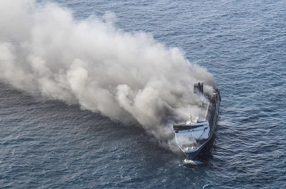 Deadly Ferry Blaze Off Java: 5 Confirmed Dead, Dozens Missing After Mutiara Sentosa 2 Fire
