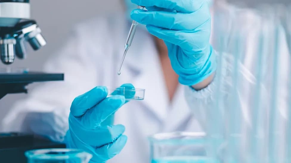 Diakonos Begins Dosing in Phase I/II DOC‑RM Trial of DOC1021 for Refractory Melanoma — Fast Track Designation Secured