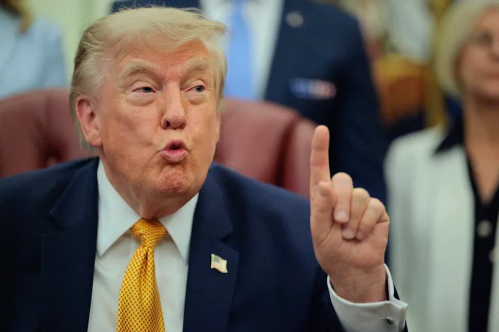 Trump Issues Stark Warning to Iran, Claims Peace Talks Despite Tehran’s Denials