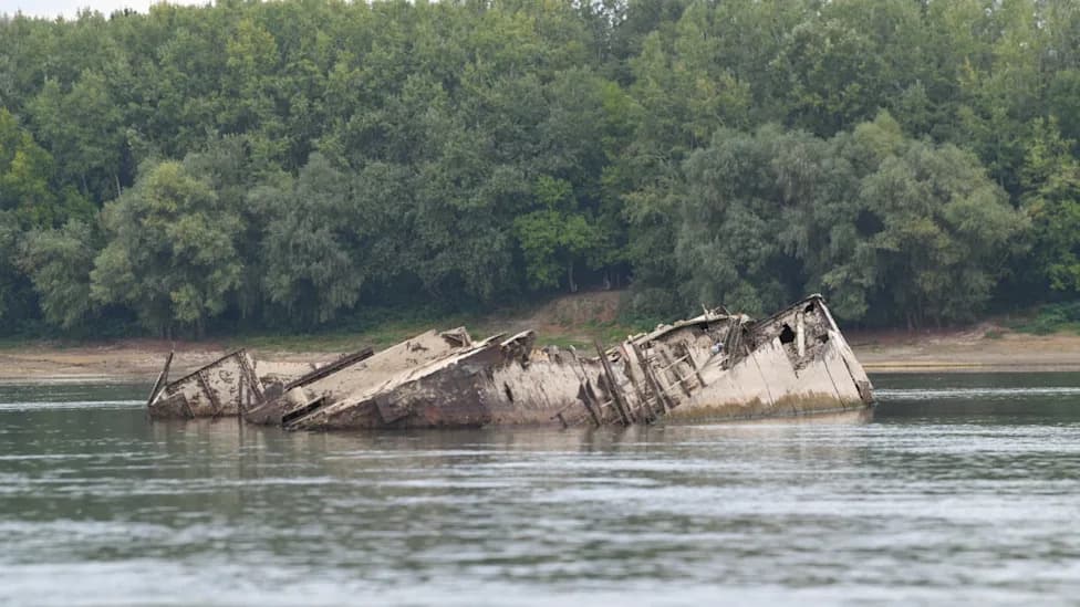 Drought Exposes 200 German WWII Shipwrecks on the Danube — Salvage Operation Begins Near Prahovo