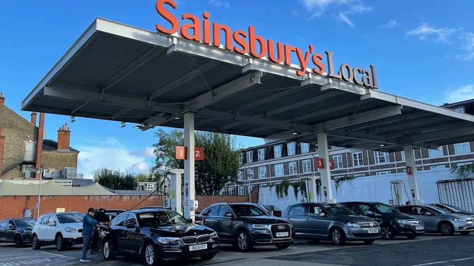 Fuel Theft Soars at UK Petrol Stations Since Iran Conflict, Forecourt Eye Estimates Nearly 2,900 Daily Drive-Offs