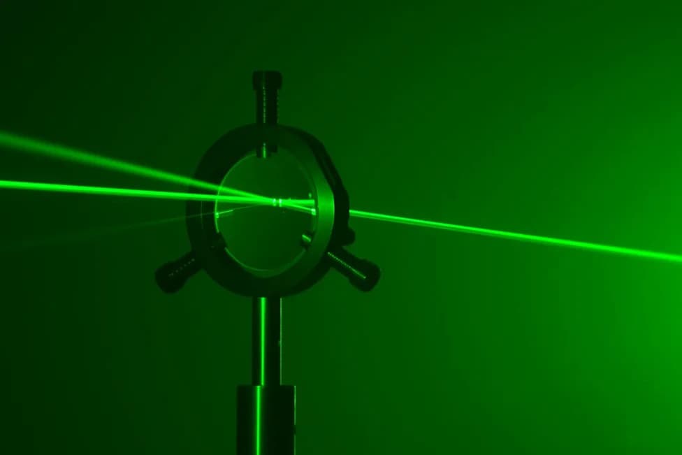 Physicists Attempted to 'Cut' a Photon — The Result Upends Intuition