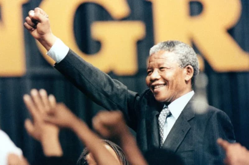 On This Day — Aug. 5: Nelson Mandela Arrested and Other Pivotal Moments in History