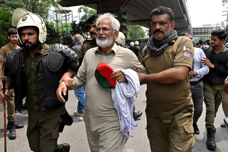 Imran Khan Marks Three Years In Custody As PTI Protests, Rights Groups Decry 'Arbitrary' Detention