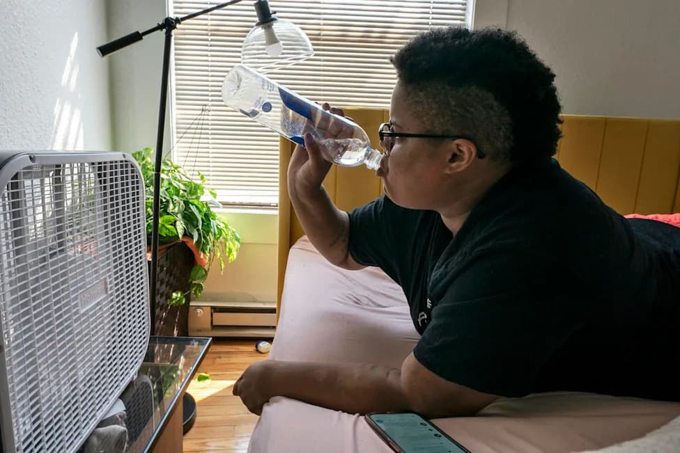 When the Weather Breaks Our Bonds: How Heat Waves and Extreme Weather Are Eroding Community Ties