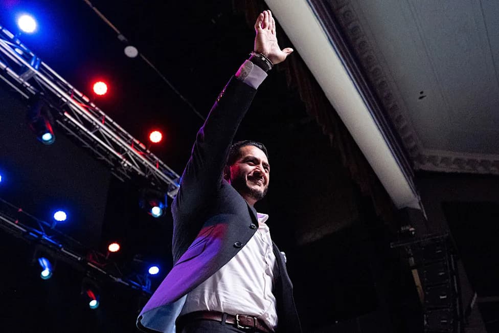 Abdul El‑Sayed Narrowly Wins Michigan Democratic Senate Primary, Delivering a Major Progressive Victory