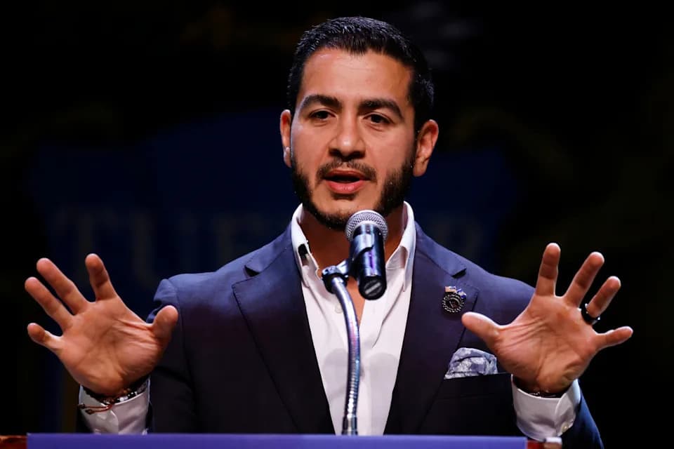 Primary Upset: Progressives Score Big Wins — El‑Sayed Takes Michigan Senate Primary; Bell Defeats Bush in Missouri