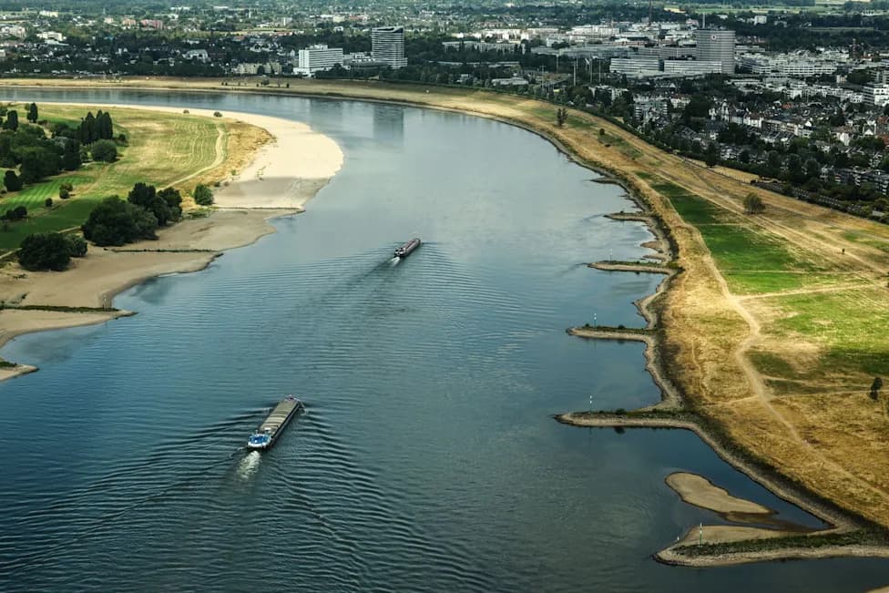 Low Rhine Exposes 500‑kg WWII Bomb Near Cologne — 360 People To Be Evacuated