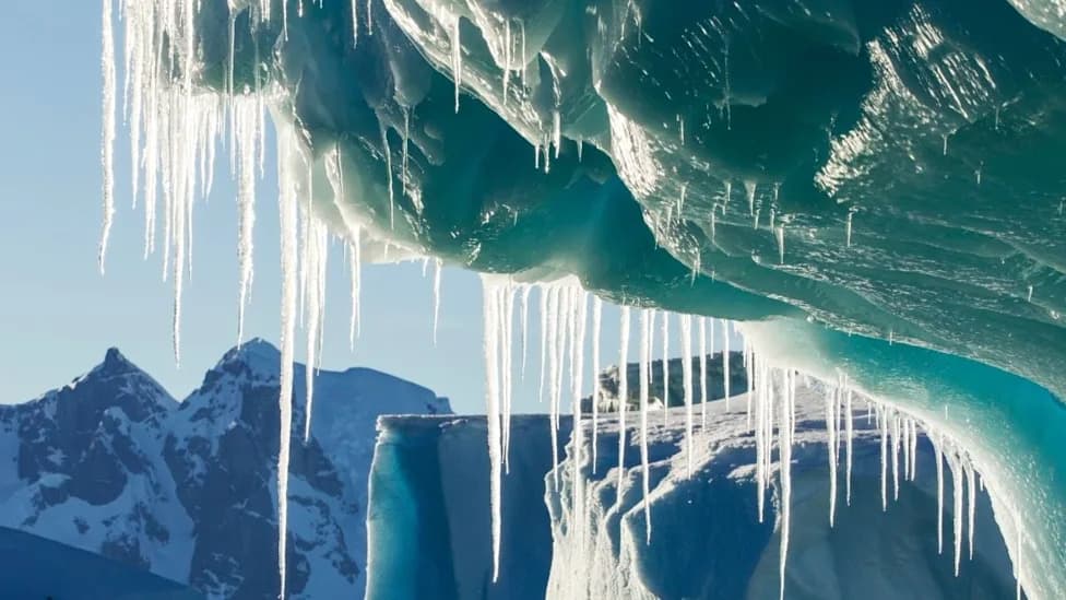 Melting Antarctic Ice Is Releasing Centuries of Mercury — A Growing Threat to the Southern Ocean