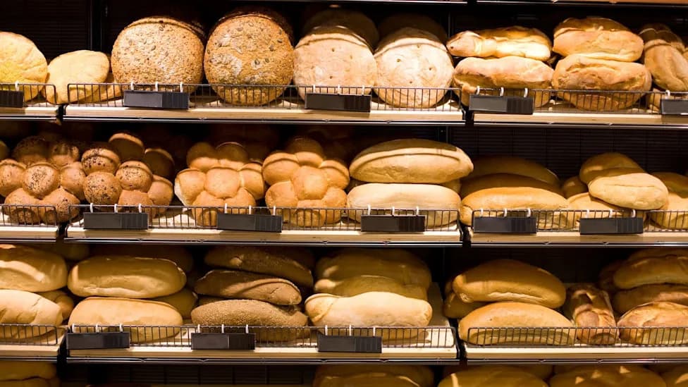 Over 735,000 Walmart Bakery Rolls Recalled After Possible Glass Contamination