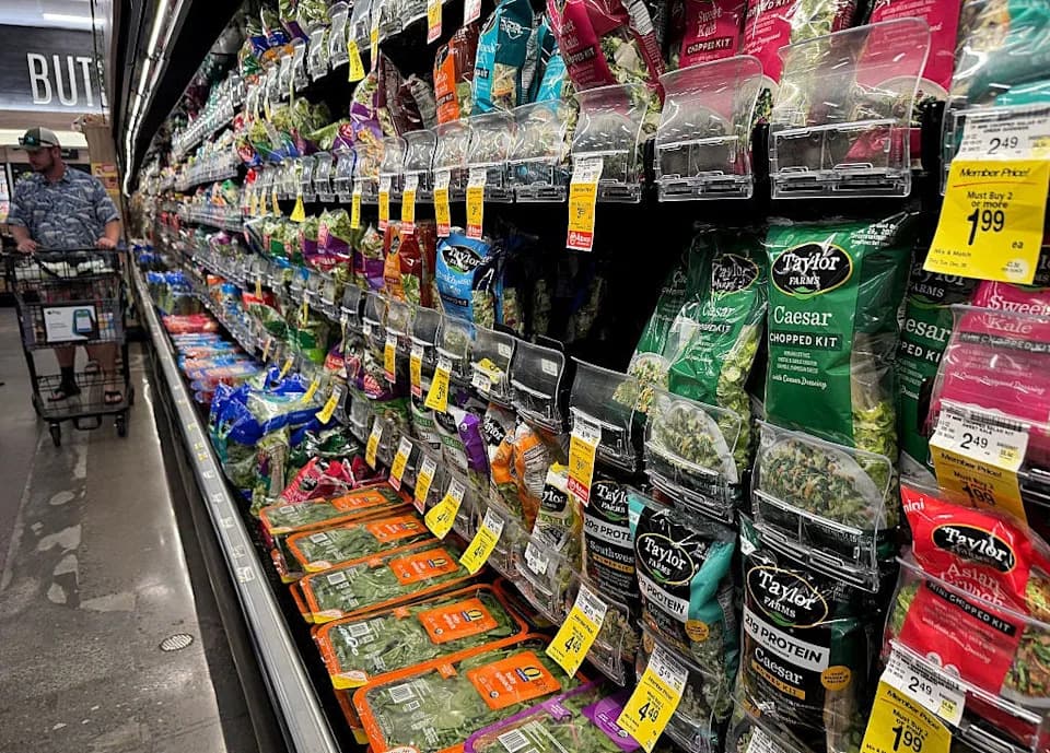 Is It Safe to Eat Lettuce Now? What to Know About the Cyclospora Outbreak