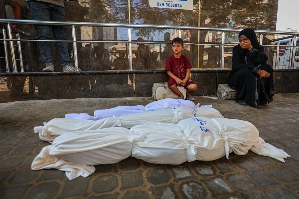 19 Bodies, Mostly Women and Children, Recovered From Gaza Building Rubble