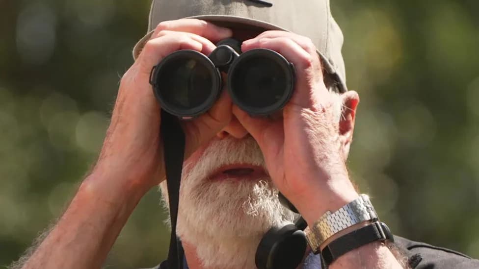 Six Decades of Service: Volunteer Nigel Hewitt’s Role in Saving Cirl Buntings and Other Birds
