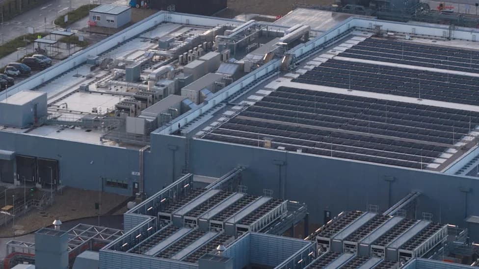 Data Center Backlash Upends Kansas Governor's Race — Voters Worry About Water, Power and Tax Breaks