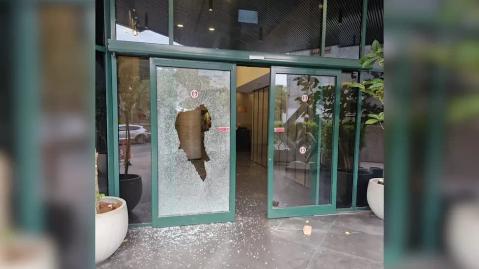 Prosecutors Move To Indict Ramat Gan Man Over July Vandalism, Threats Against Media And Justice Ministry