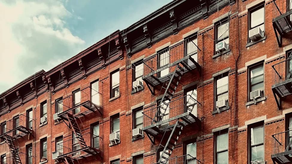 NYC Renters Hit With $400+ Winter Electric Bills — Mamdani Moves to Curb Soaring Utility Costs