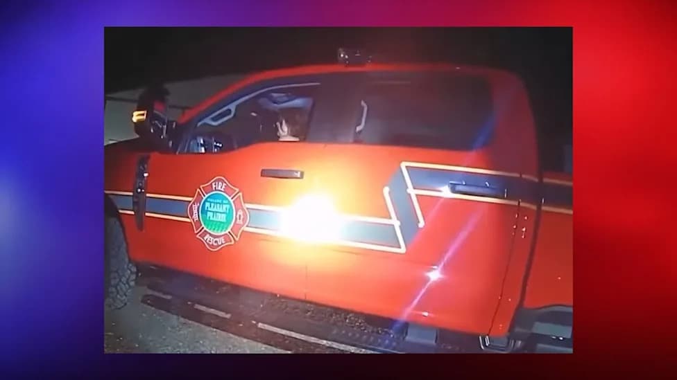 Naked Woman Allegedly Steals Fire Department Pickup, Uses Onboard Radio to Ask ‘I’m Hungry — You Got Food?’